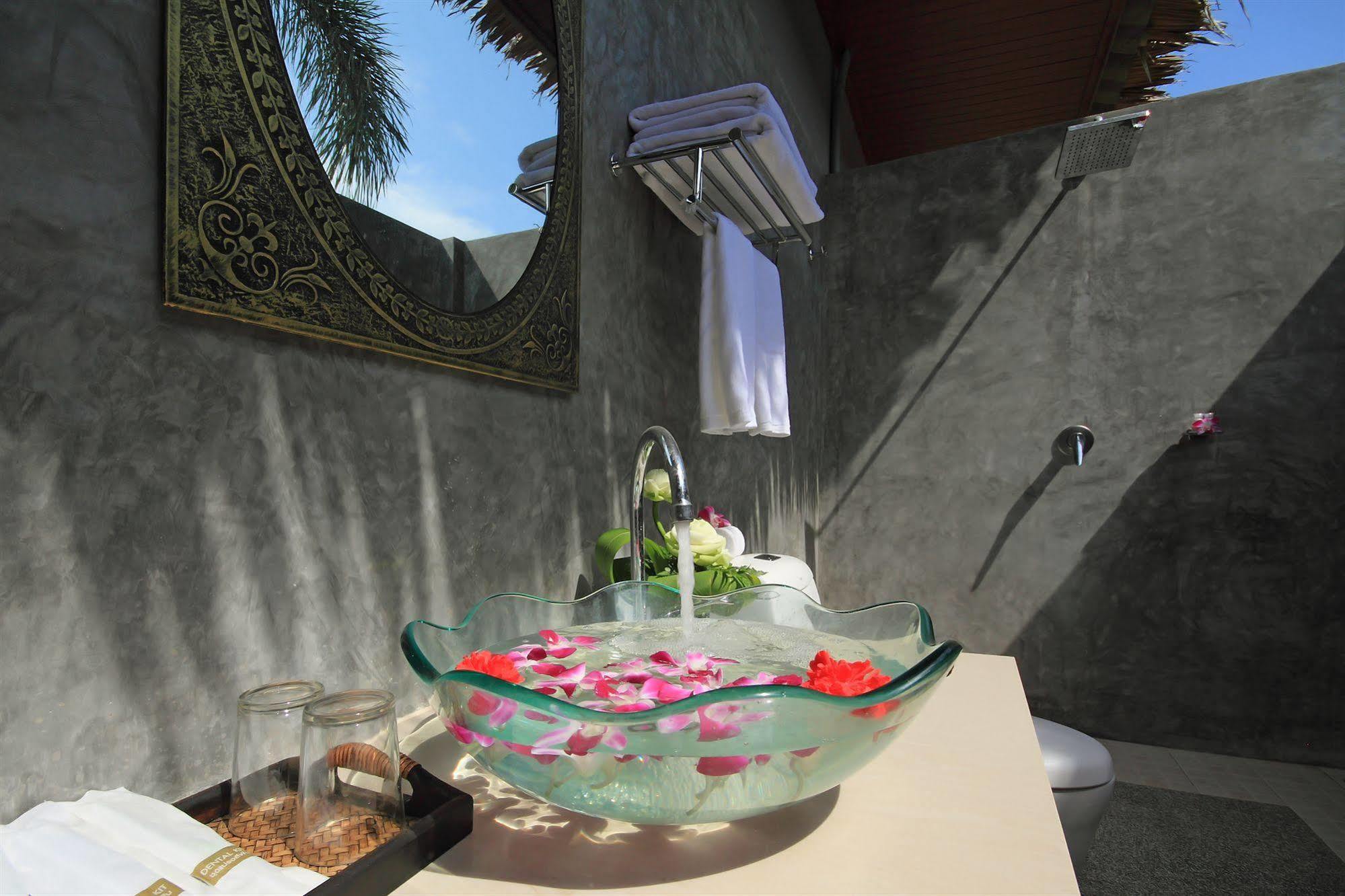 The Villa Laemhin Lagoon Resort Phuket Exteriér fotografie